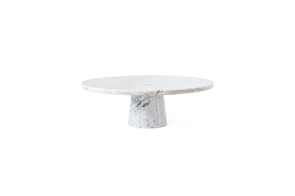 White Carrara/Black Marquina Stand Cake